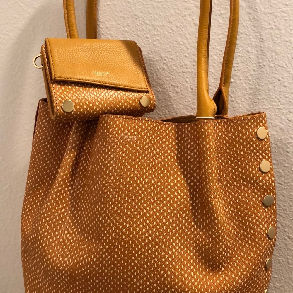HAMMITT OLIVER SHOULDER BAG in Apricot Tan NWT + LEVY WALLET/CB NWOT - Picture 16 of 16